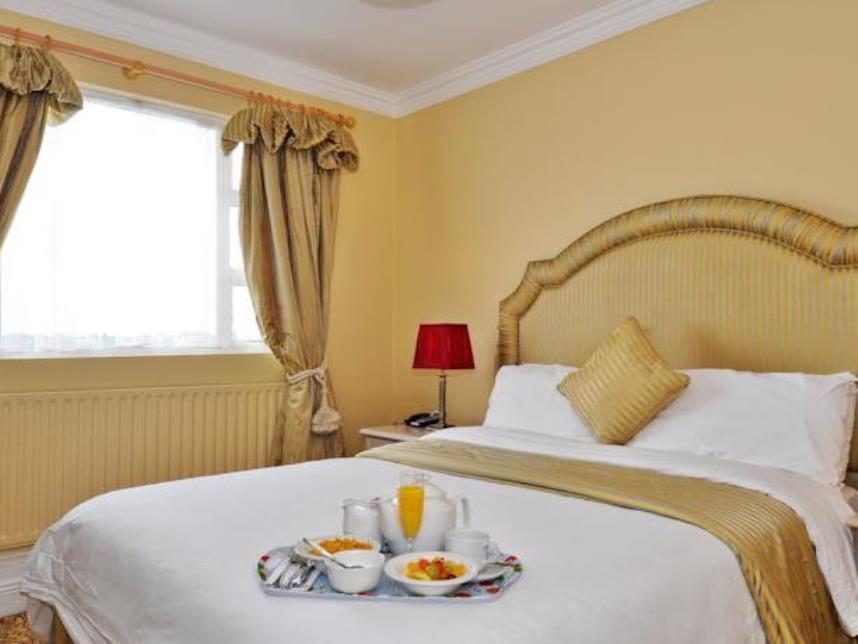 Longford Arms Hotel Luaran gambar